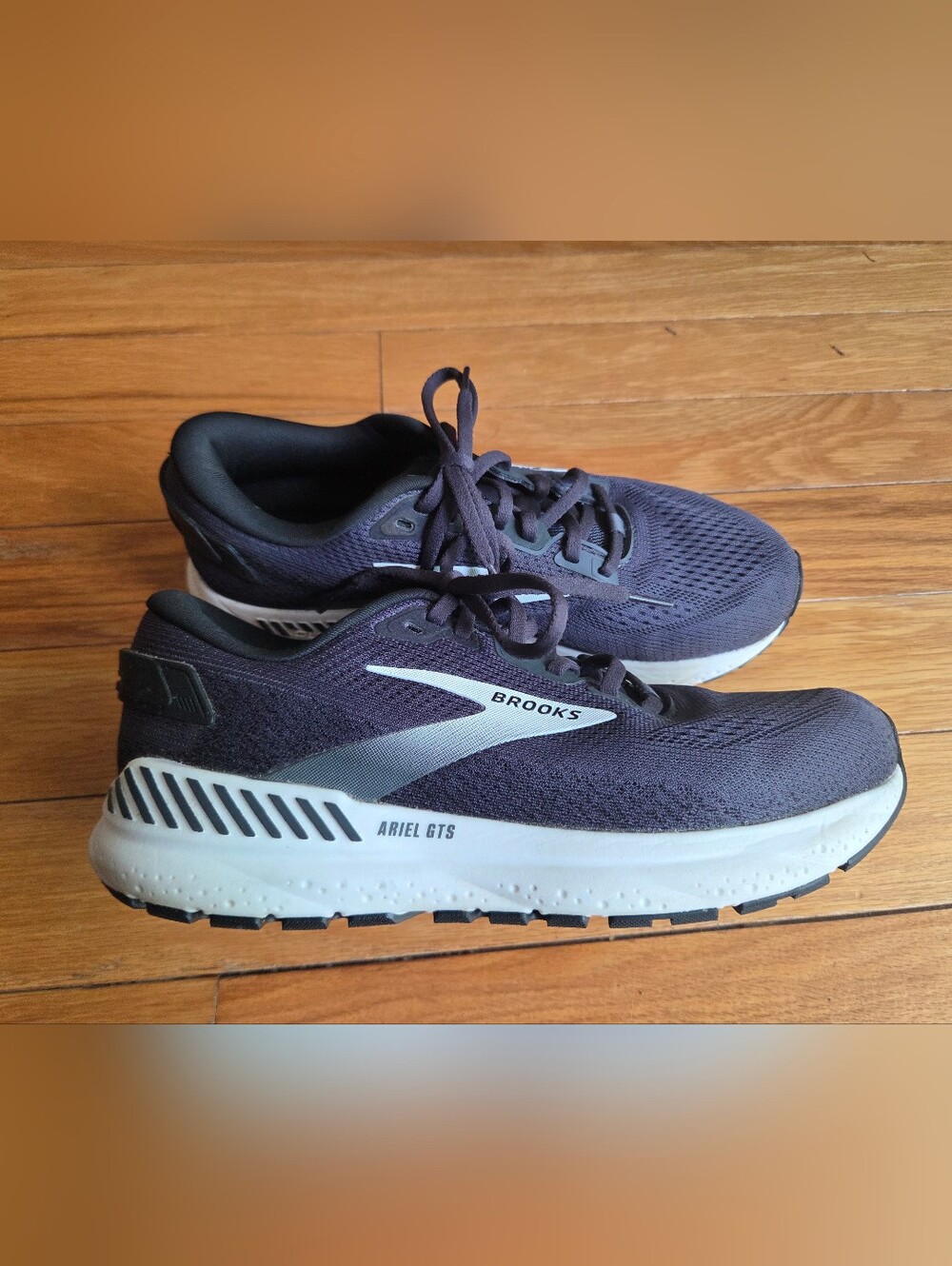 Brooks Ariel GTS Running Shoes - Dark Blue  Size 9.5